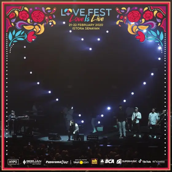 Panorama Live 160
